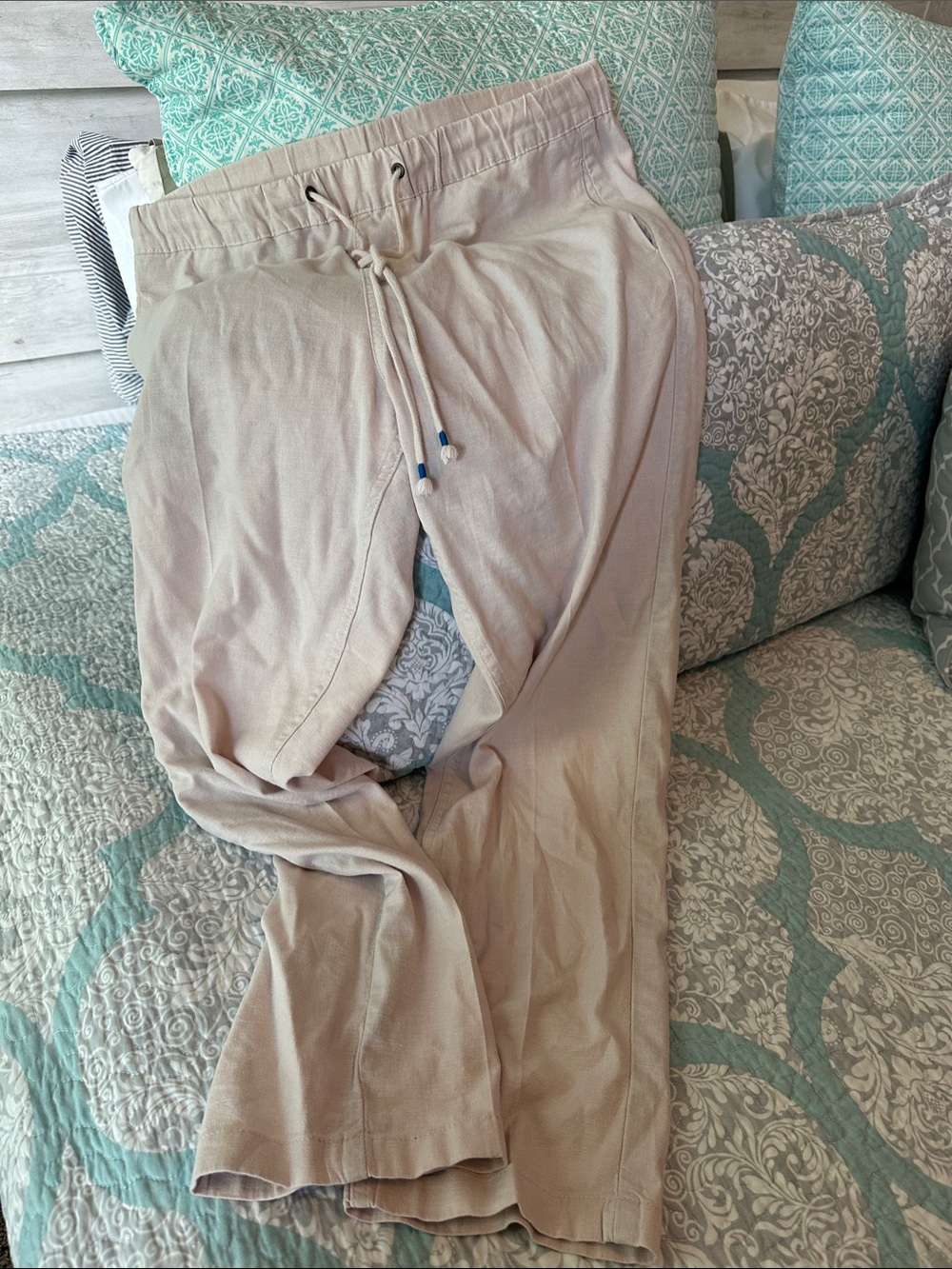 Men's Casual Drawstring Pants in Beige